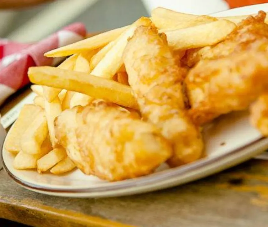 Fish and chips fra foodtruck