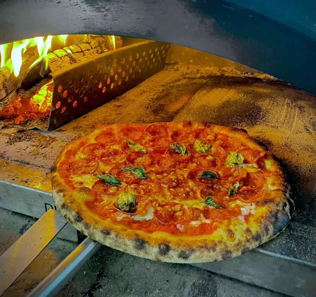 Pizza fra pizza-foodtruck