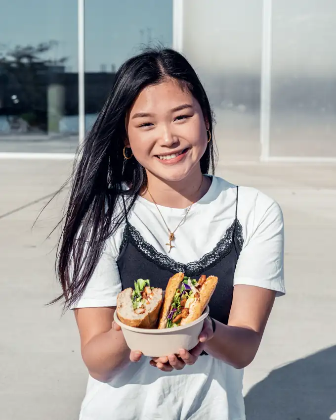Gæst med street food fra foodtruck i København